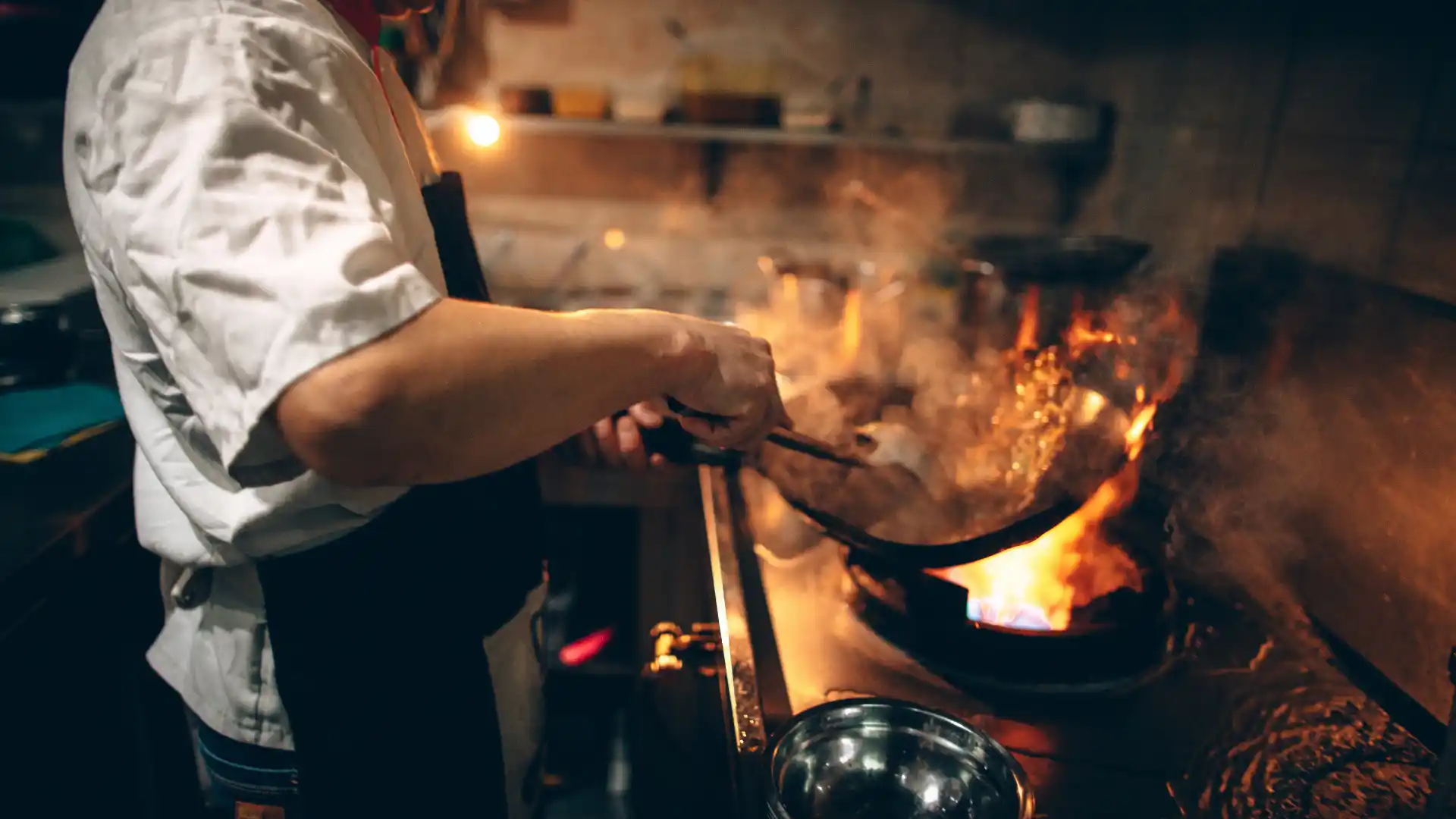 Neutralización de olores en la cocina y ductos de extracción